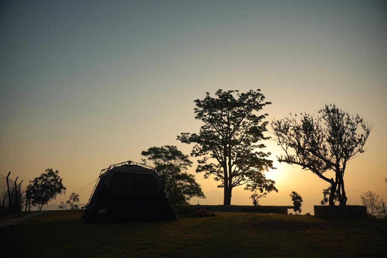 The Nirvana Camp Dhulikhel Luaran gambar